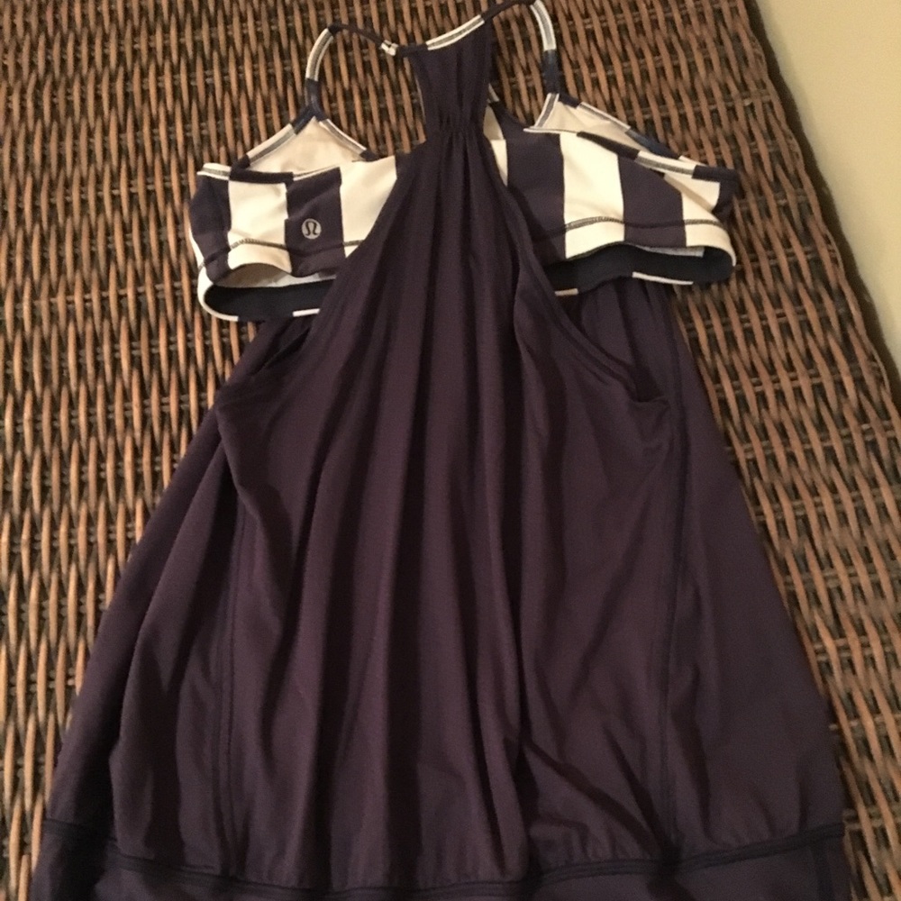 Lululemon No Limits Bra Tank Flow Top
